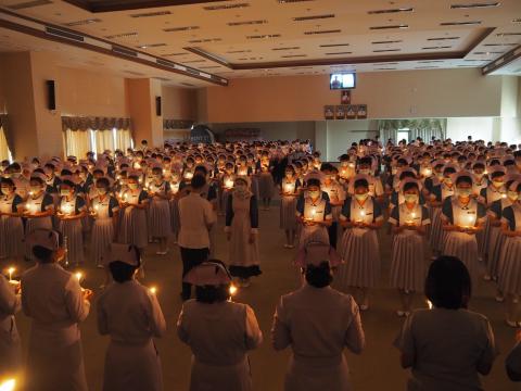 พิธีไหว้ครู มอบหมวก ประดับแถบหมวกและเข็มชั้นปี